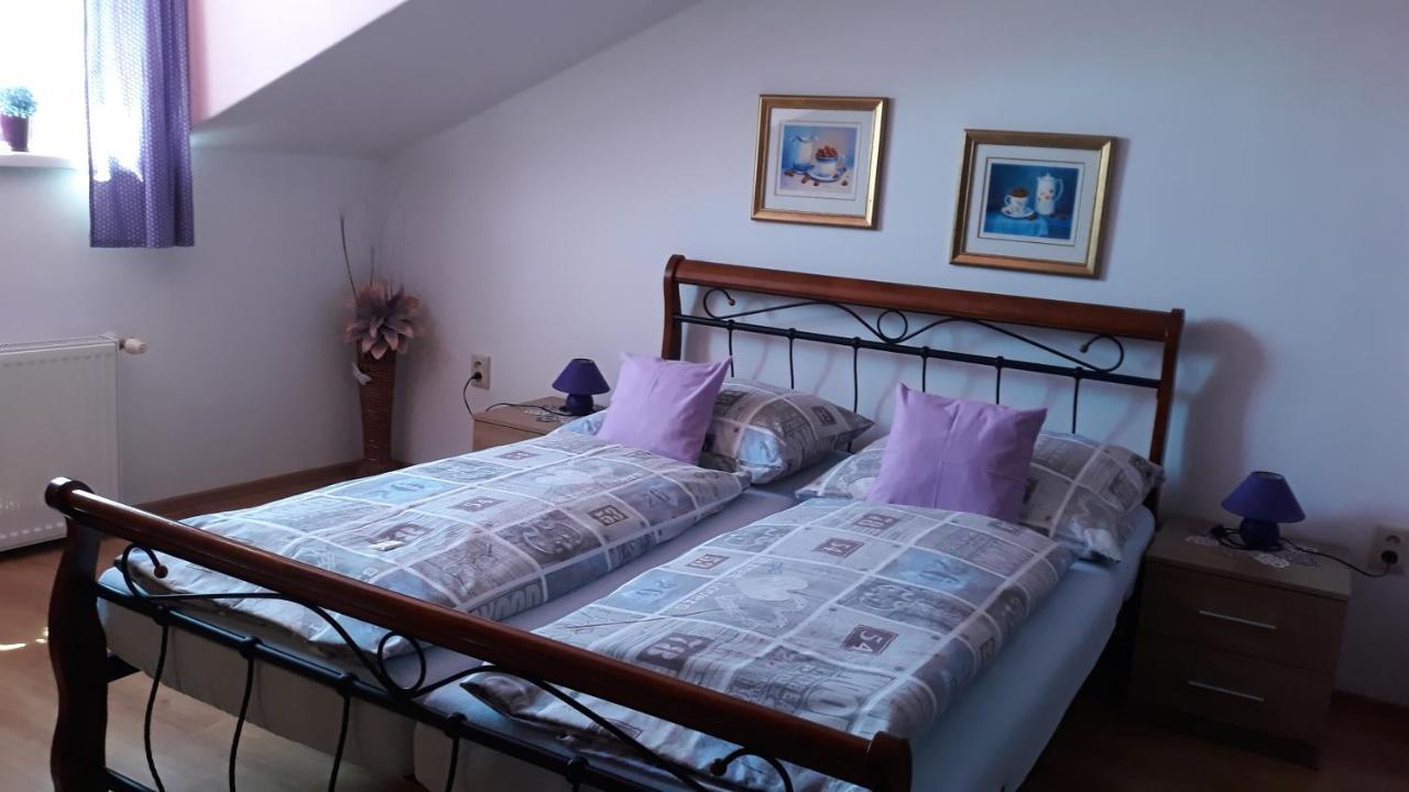 Privat Jozef Apartment Vrbov Ngoại thất bức ảnh